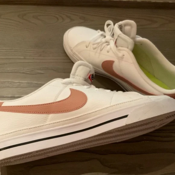 NEW Nike Court Legacy Shoes, size 10 RARE - Picture 11 of 12